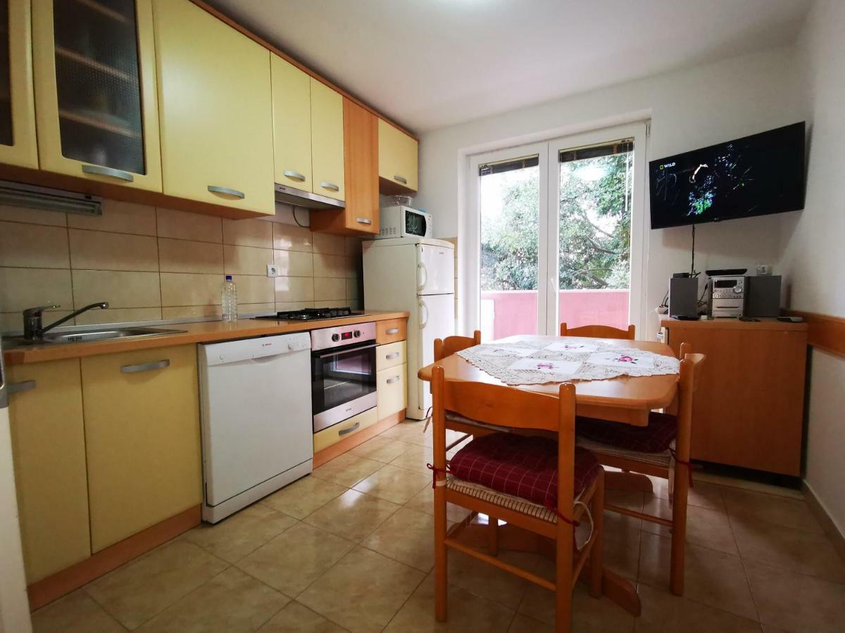 Comfortable 3* Apartment Lapad Center Dubrovnik Exterior photo